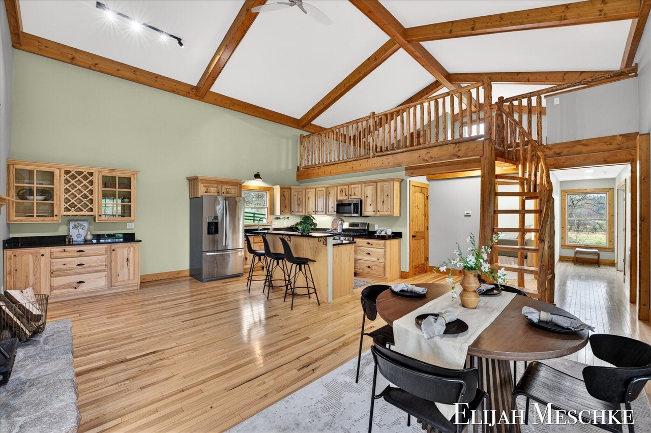 8977 2 Mile Road, Ada, MI, 49301-9576