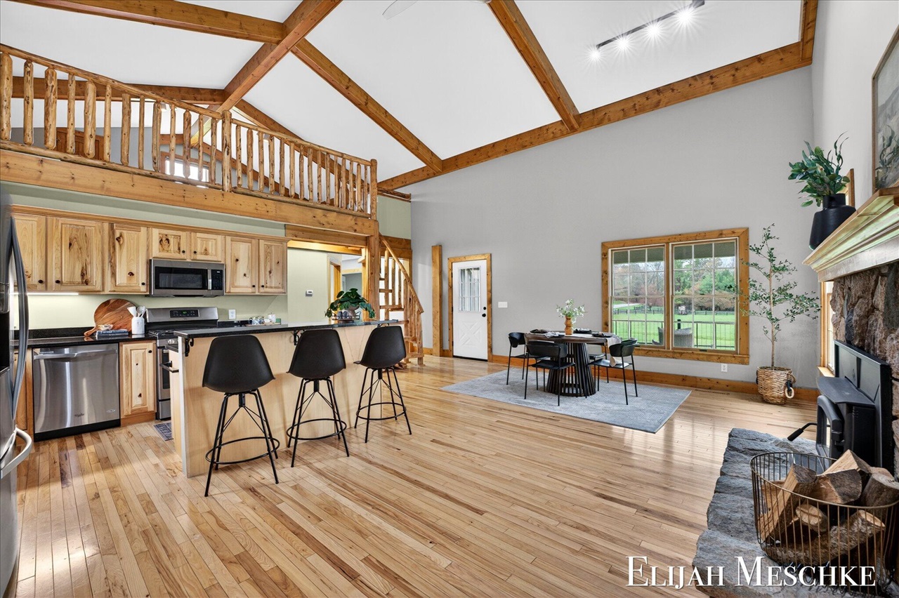 8977 2 Mile Road, Ada, MI, 49301-9576