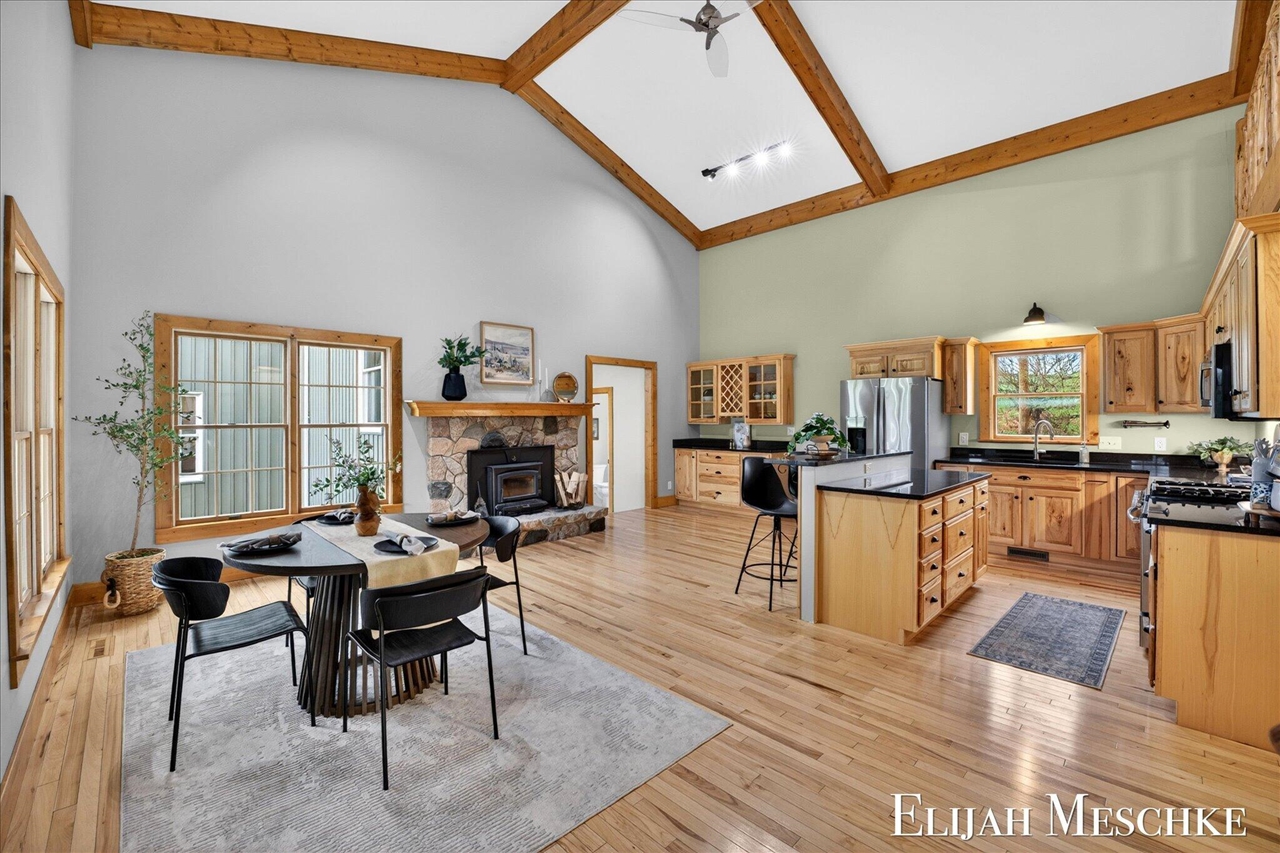 8977 2 Mile Road, Ada, MI, 49301-9576