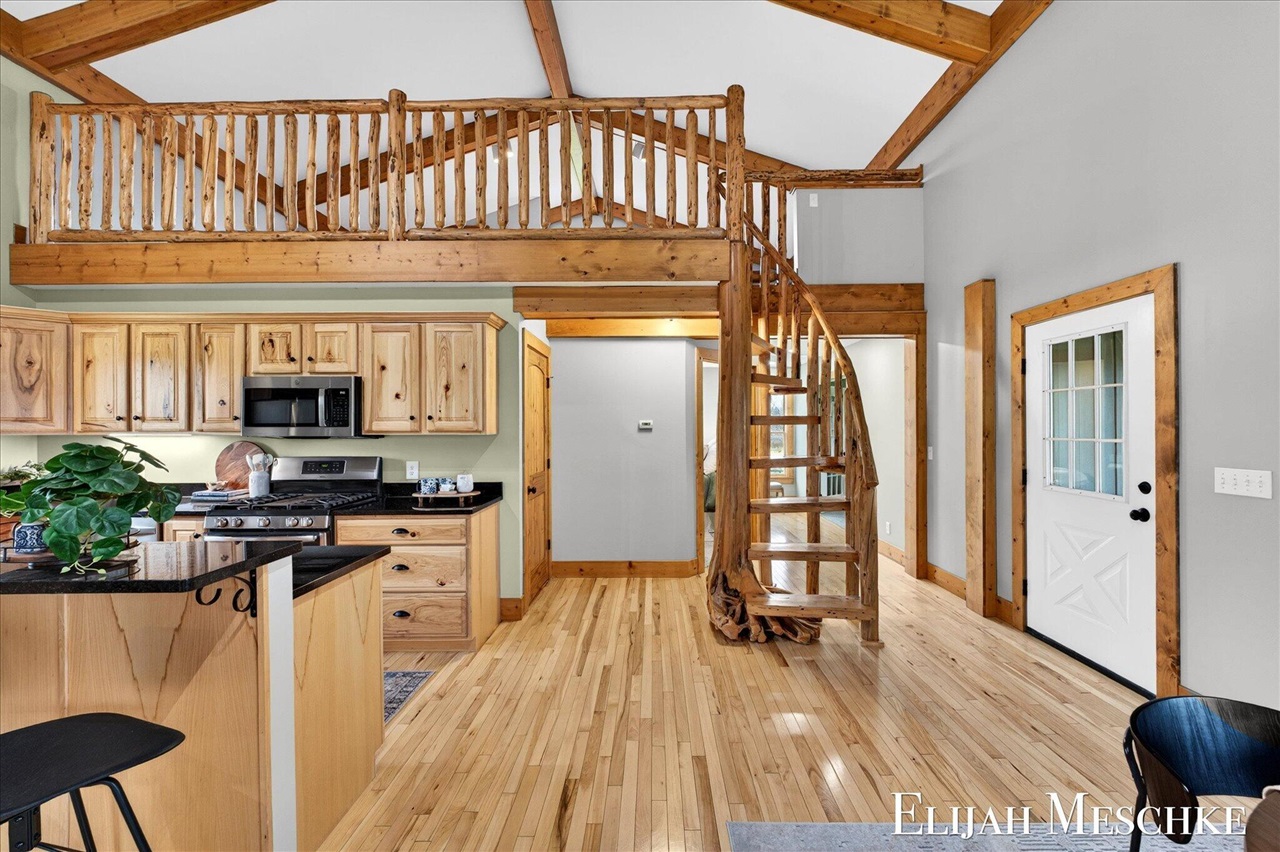 8977 2 Mile Road, Ada, MI, 49301-9576