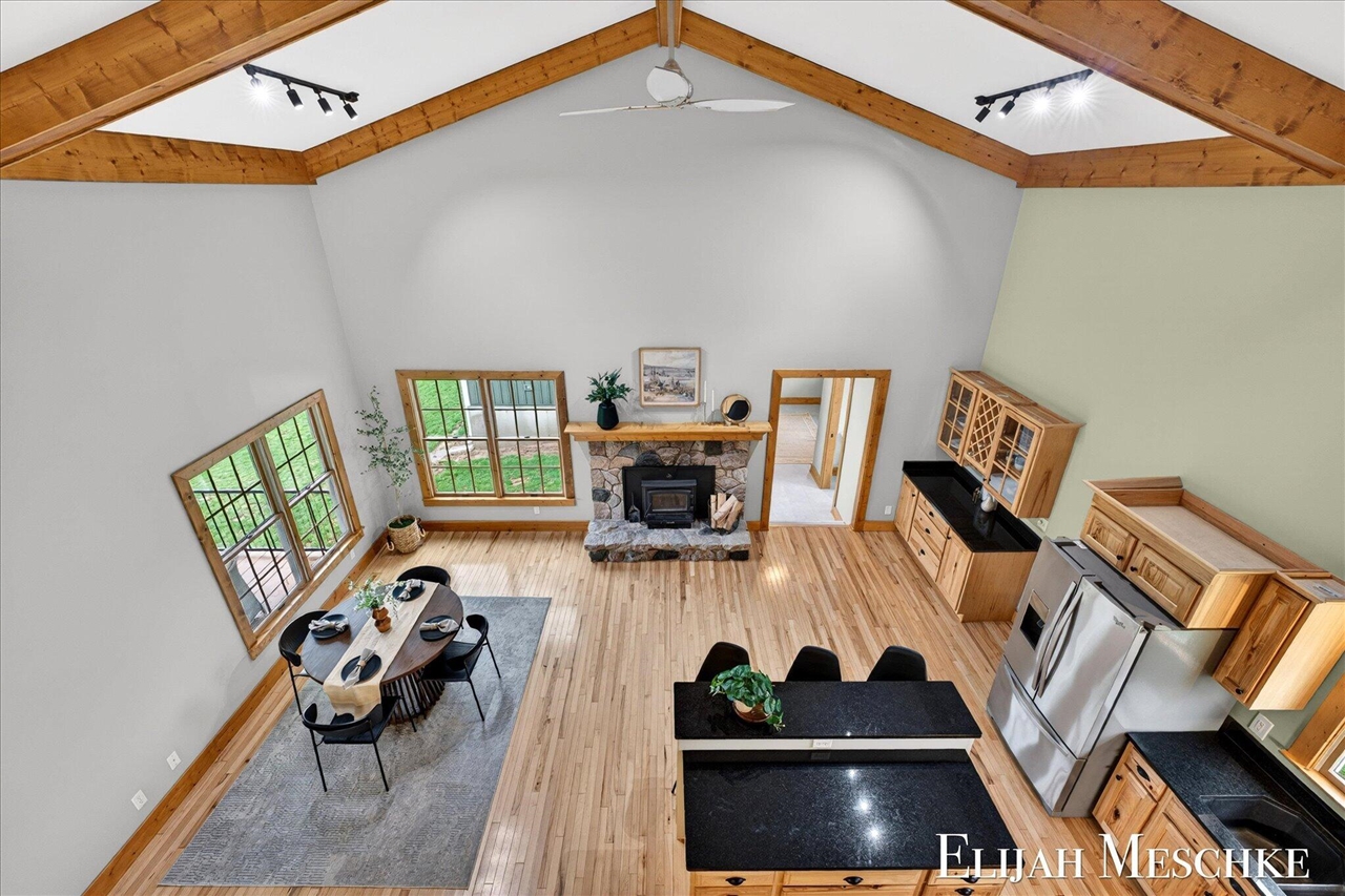 8977 2 Mile Road, Ada, MI, 49301-9576