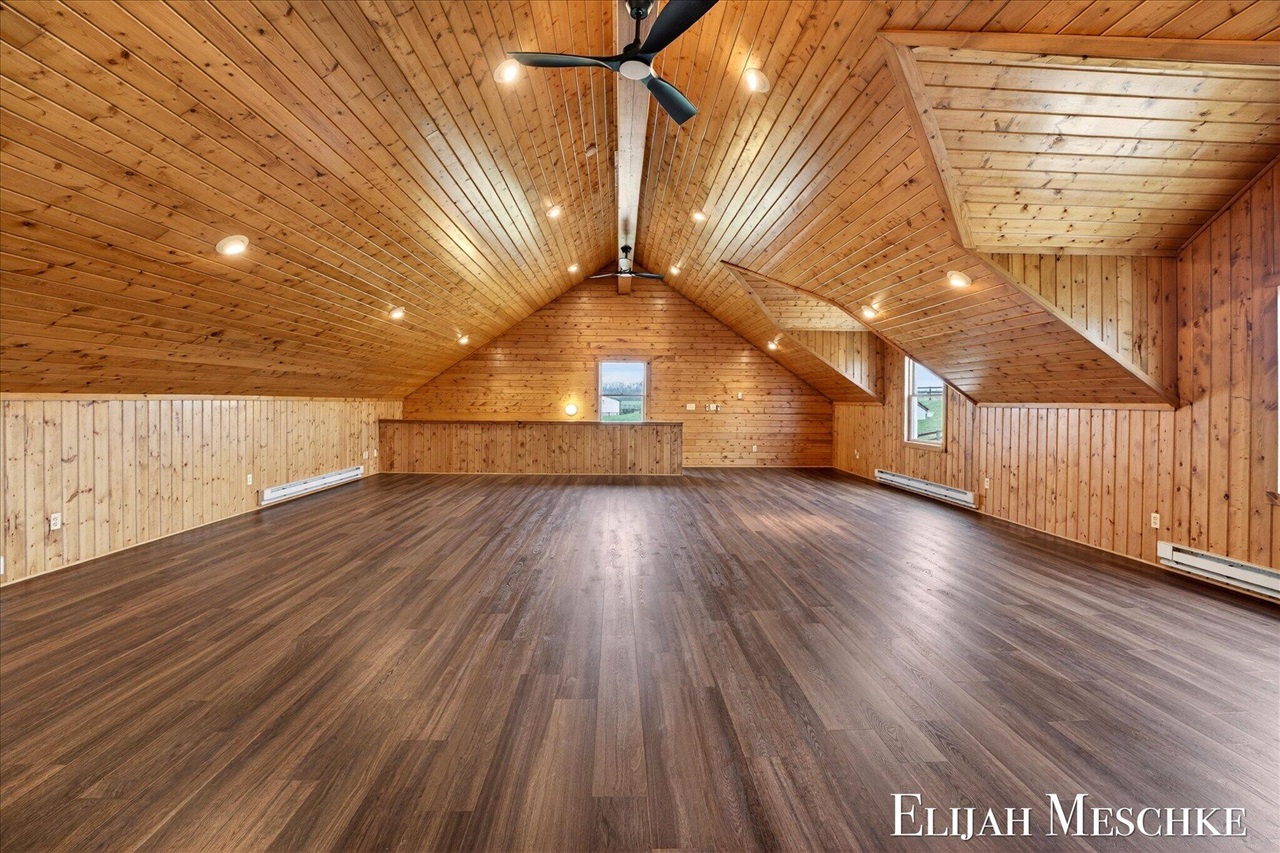 8977 2 Mile Road, Ada, MI, 49301-9576