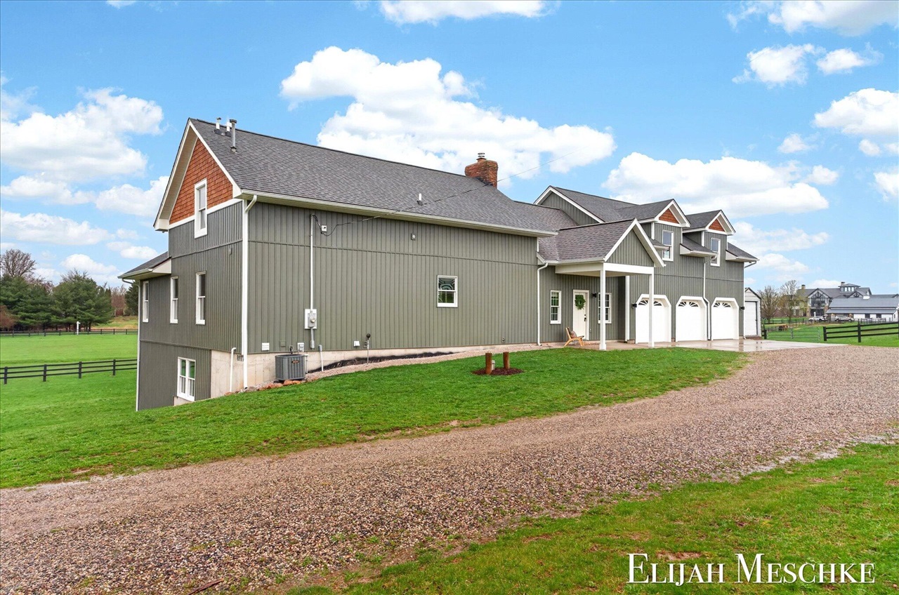 8977 2 Mile Road, Ada, MI, 49301-9576