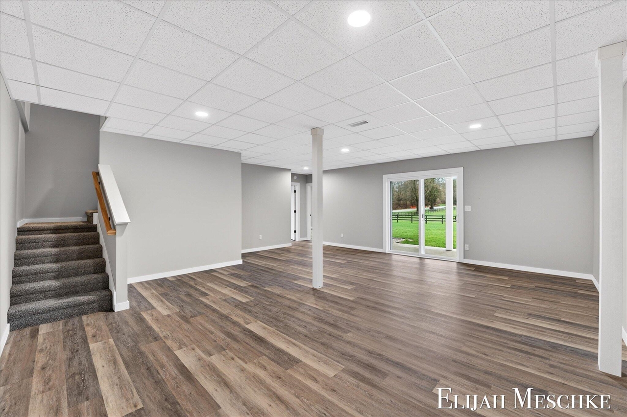 8977 2 Mile Road, Ada, MI, 49301-9576