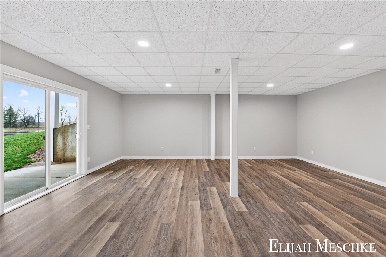 8977 2 Mile Road, Ada, MI, 49301-9576