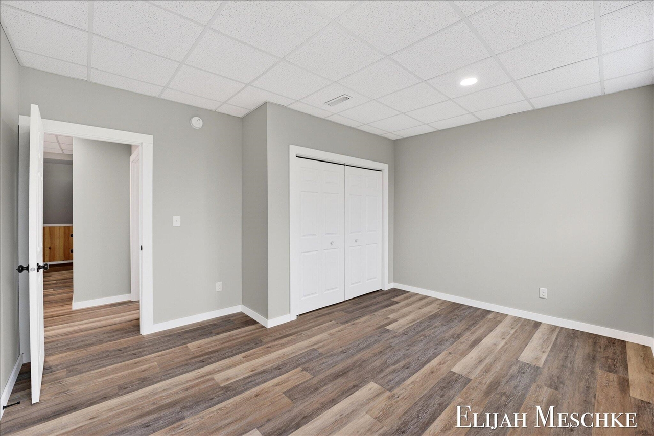 8977 2 Mile Road, Ada, MI, 49301-9576