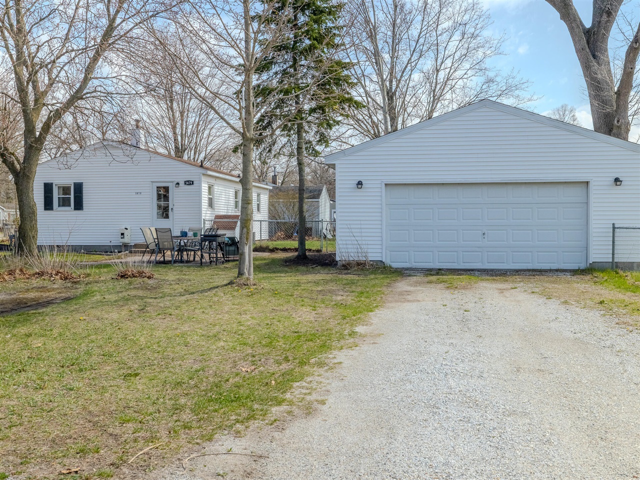 5679 Colleen Avenue, Muskegon, MI, 49442-3134