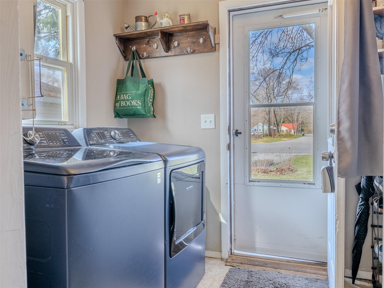 5679 Colleen Avenue, Muskegon, MI, 49442-3134