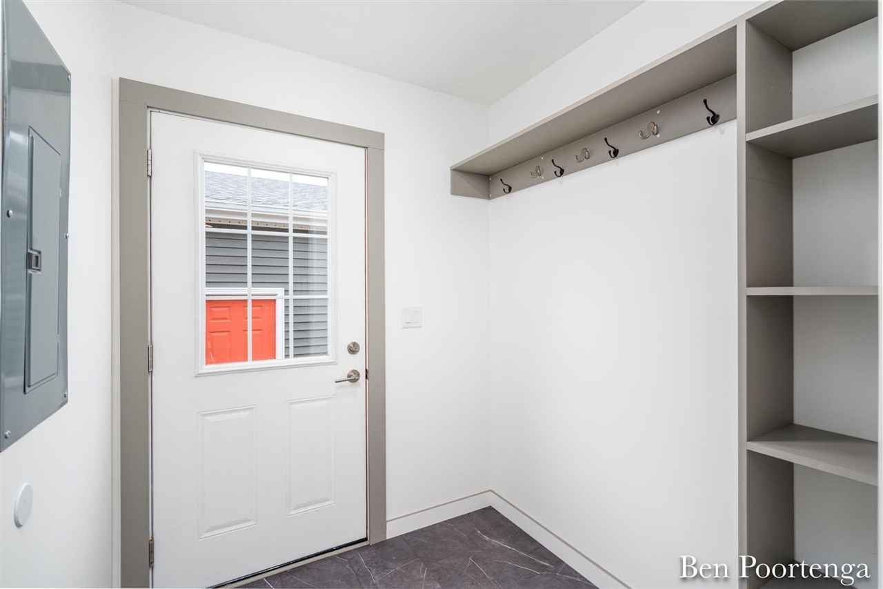 18351 W Howard City-Edmore Rd, Howard City, MI, 49329-9344