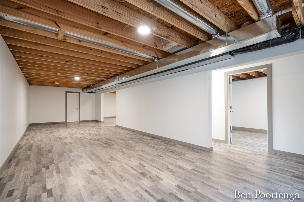 18351 W Howard City-Edmore Rd, Howard City, MI, 49329-9344