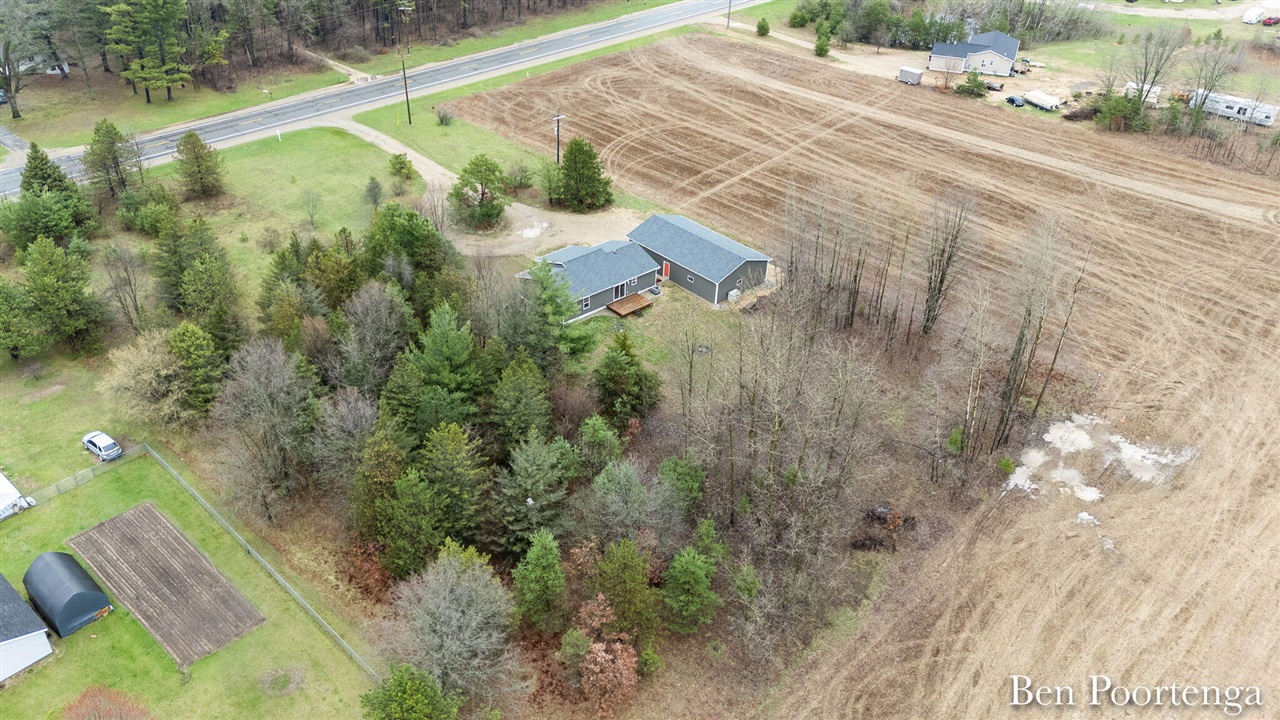 18351 W Howard City-Edmore Rd, Howard City, MI, 49329-9344