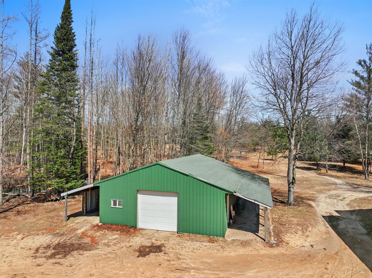 21881 210th Avenue, Tustin, MI, 49688-8090