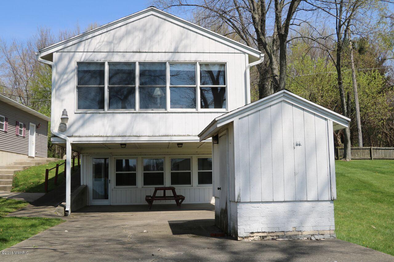 59388 41st Street, Paw Paw, MI, 49079