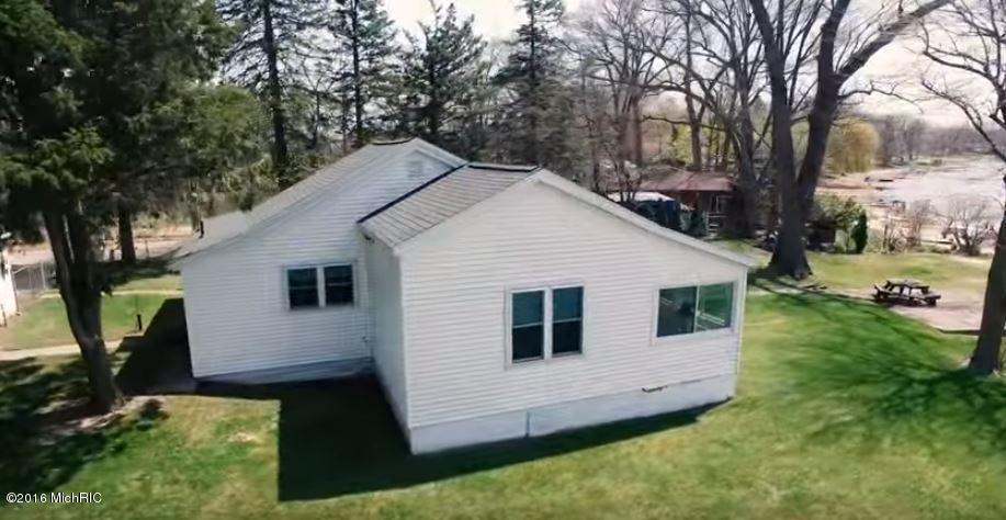 59388 41st Street, Paw Paw, MI, 49079