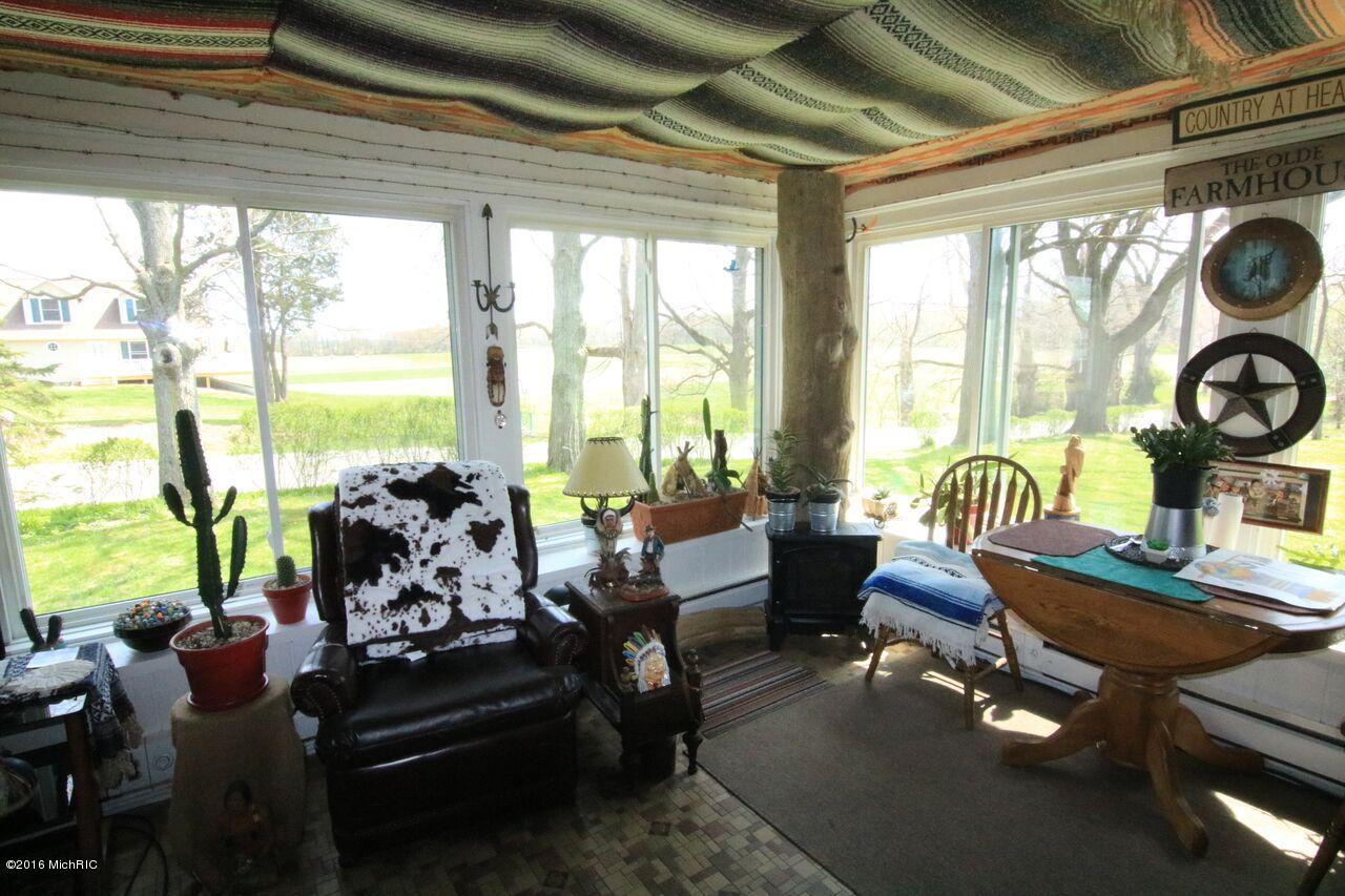 59388 41st Street, Paw Paw, MI, 49079