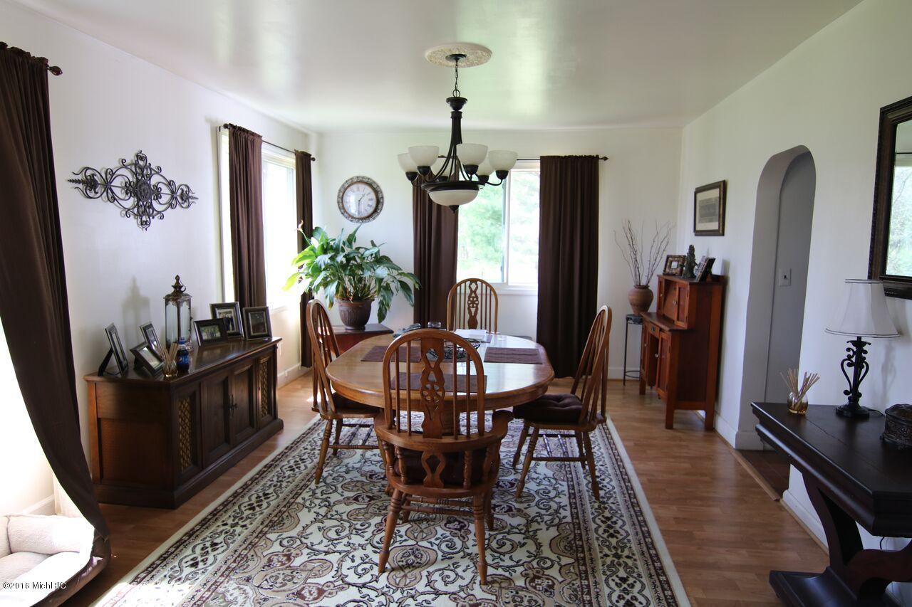 59388 41st Street, Paw Paw, MI, 49079