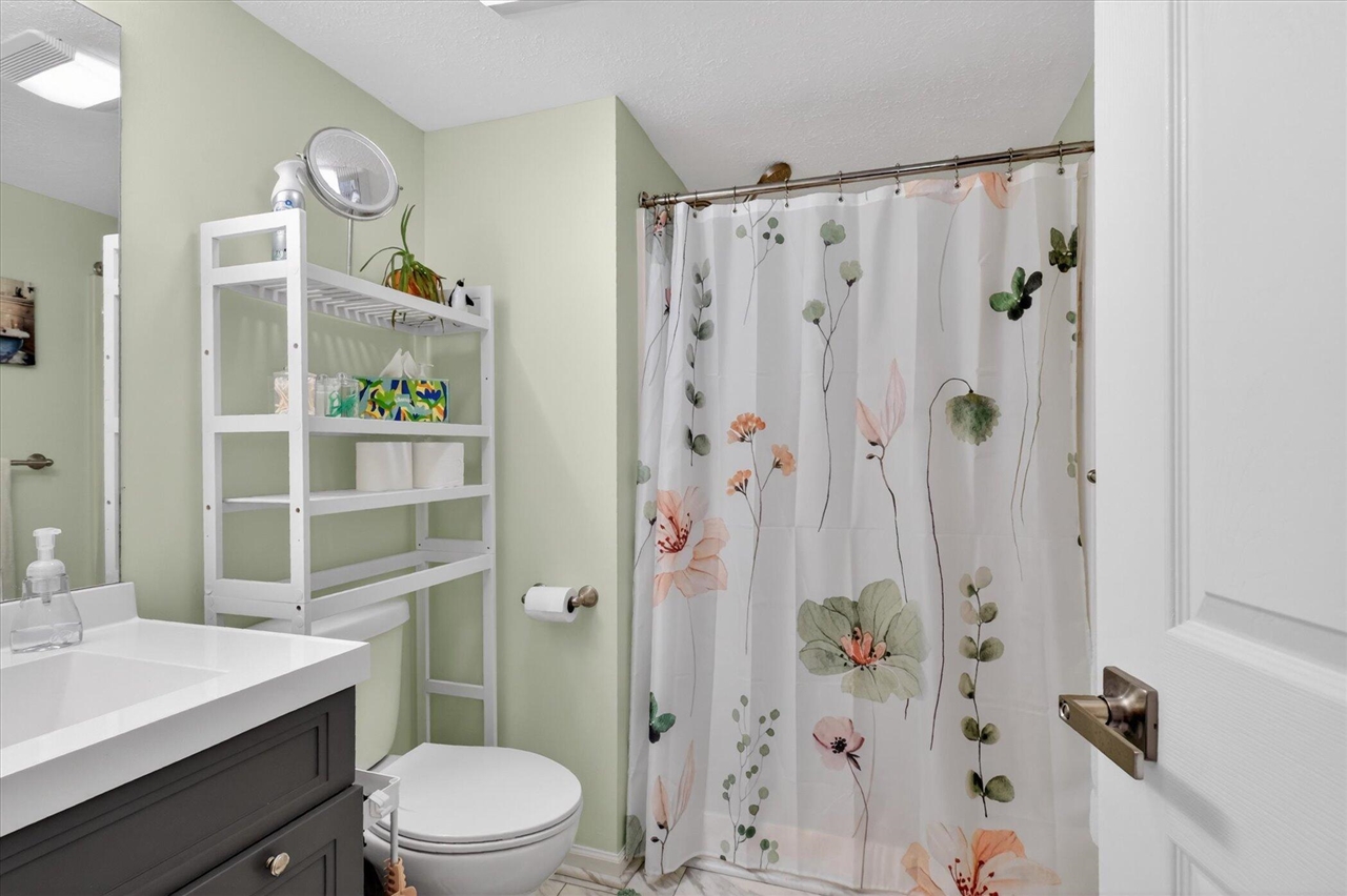 1523 Long Meadow Trail, Ann Arbor, MI, 48108