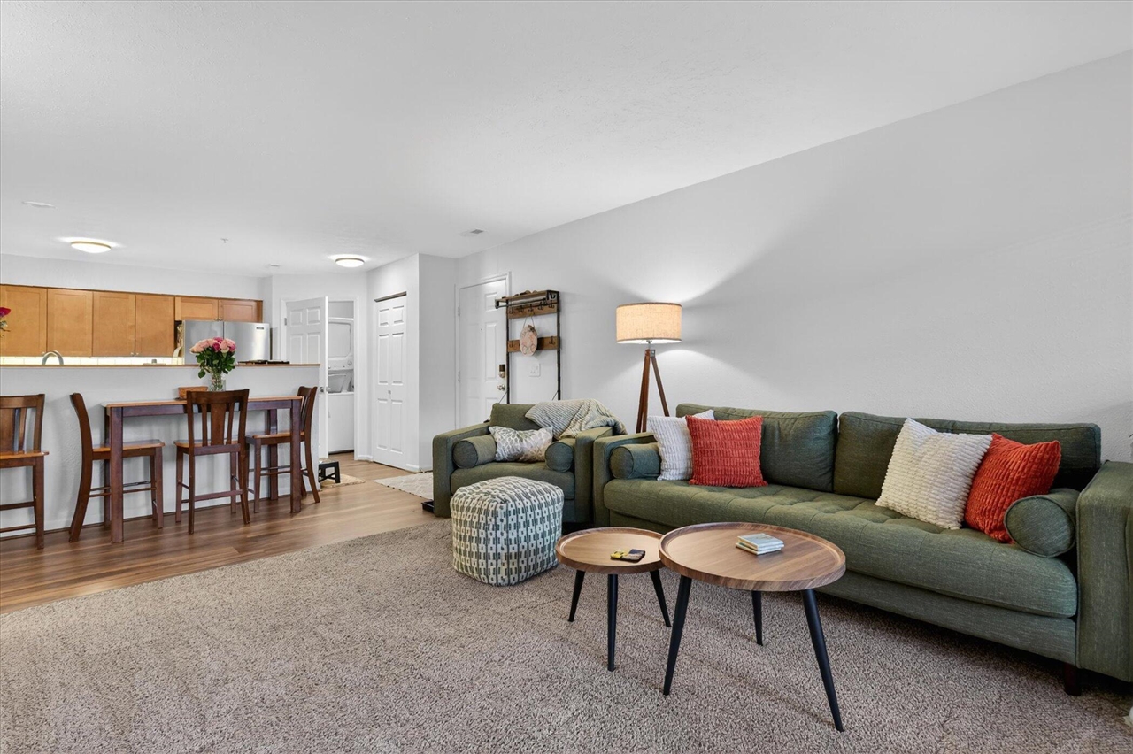 1523 Long Meadow Trail, Ann Arbor, MI, 48108