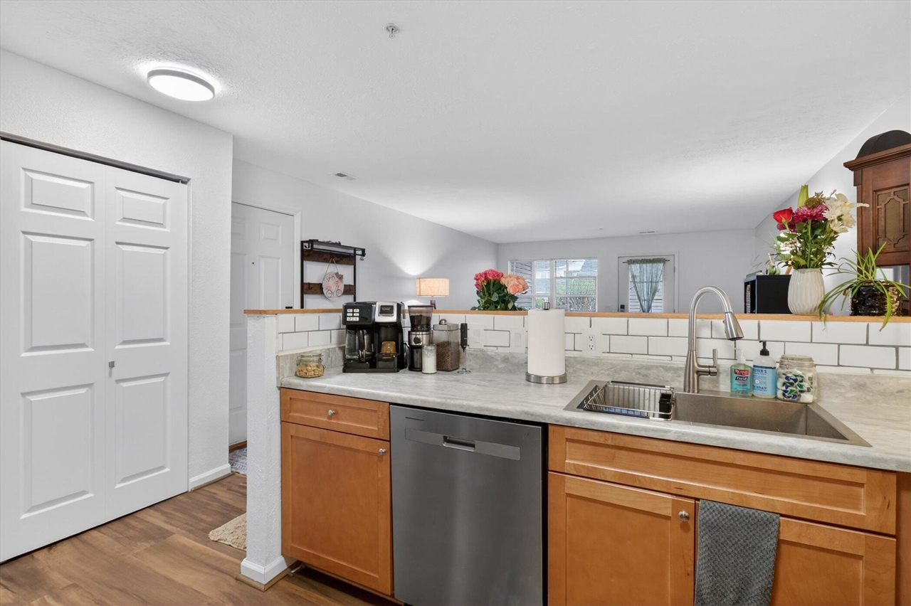 1523 Long Meadow Trail, Ann Arbor, MI, 48108