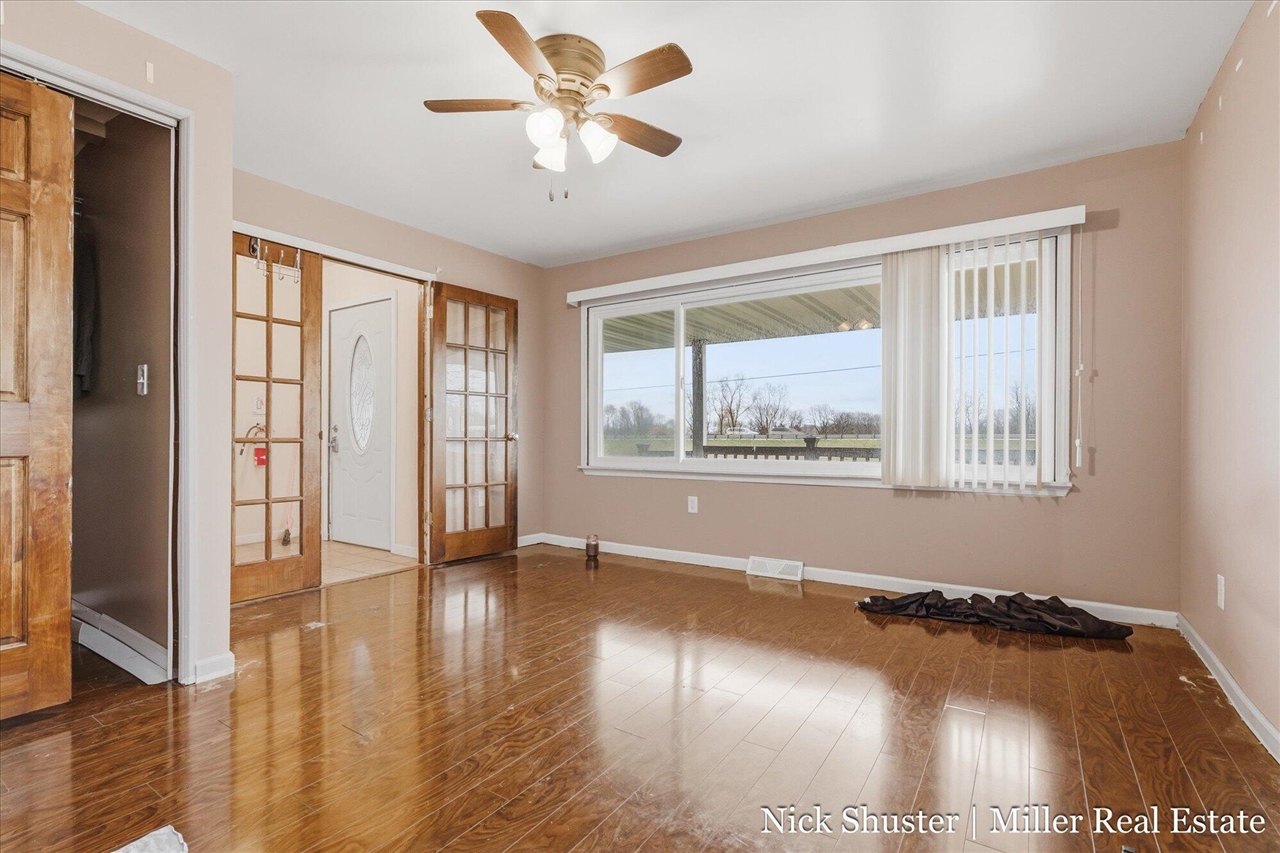 5375 Lansing Road, Charlotte, MI, 48813-8318