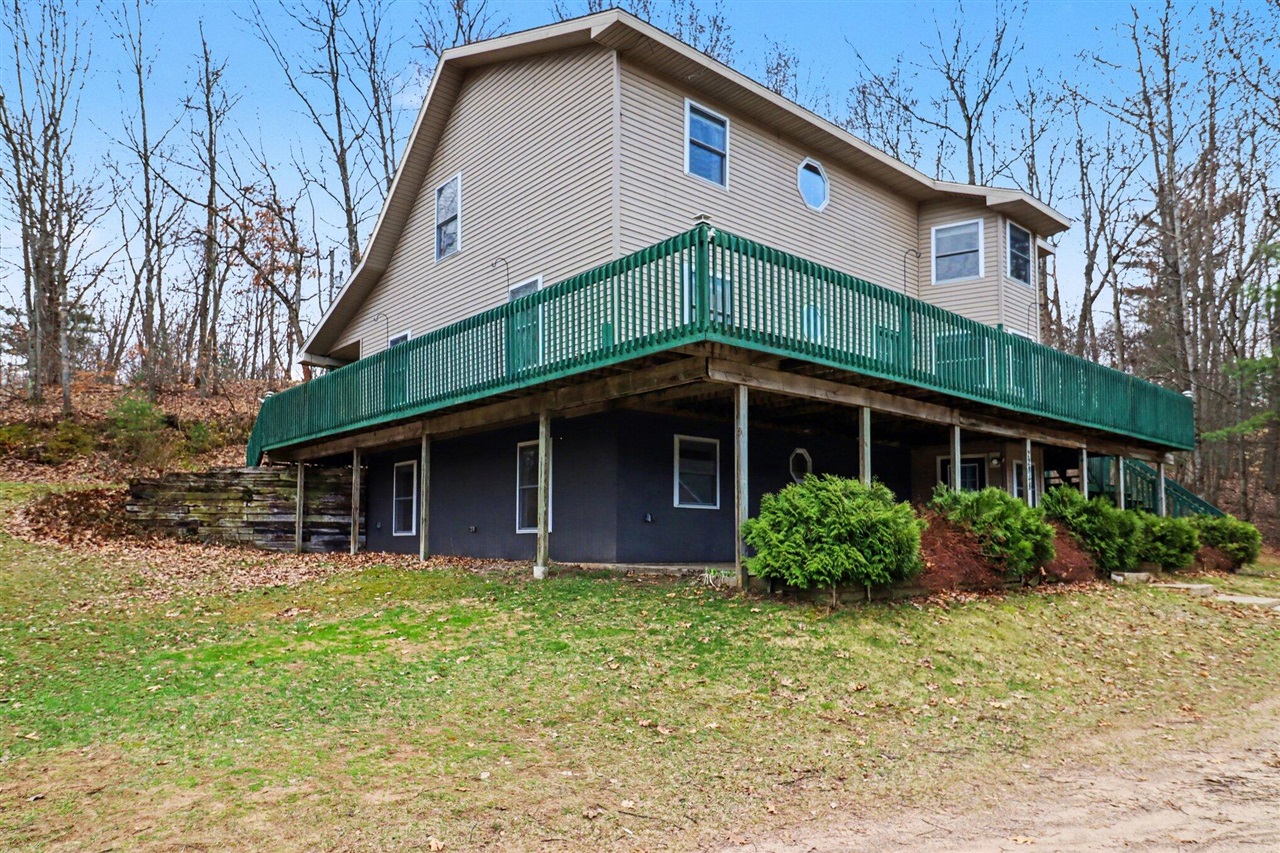 22848 13 Mile Road, Big Rapids, MI, 49307-9252