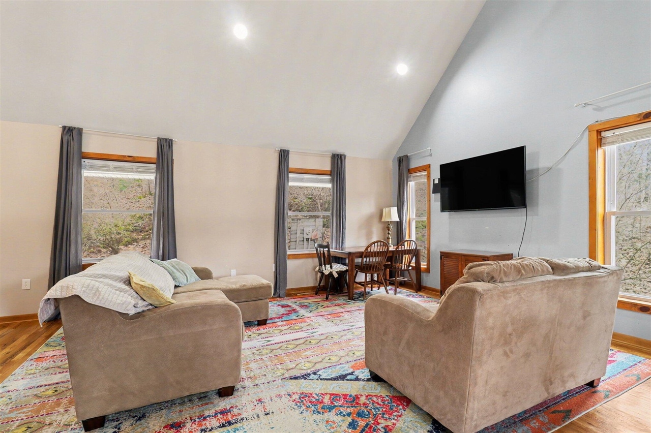 22848 13 Mile Road, Big Rapids, MI, 49307-9252