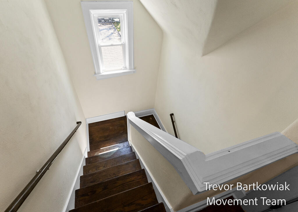 735 Wendover Boulevard, Norton Shores, MI, 49441-5051