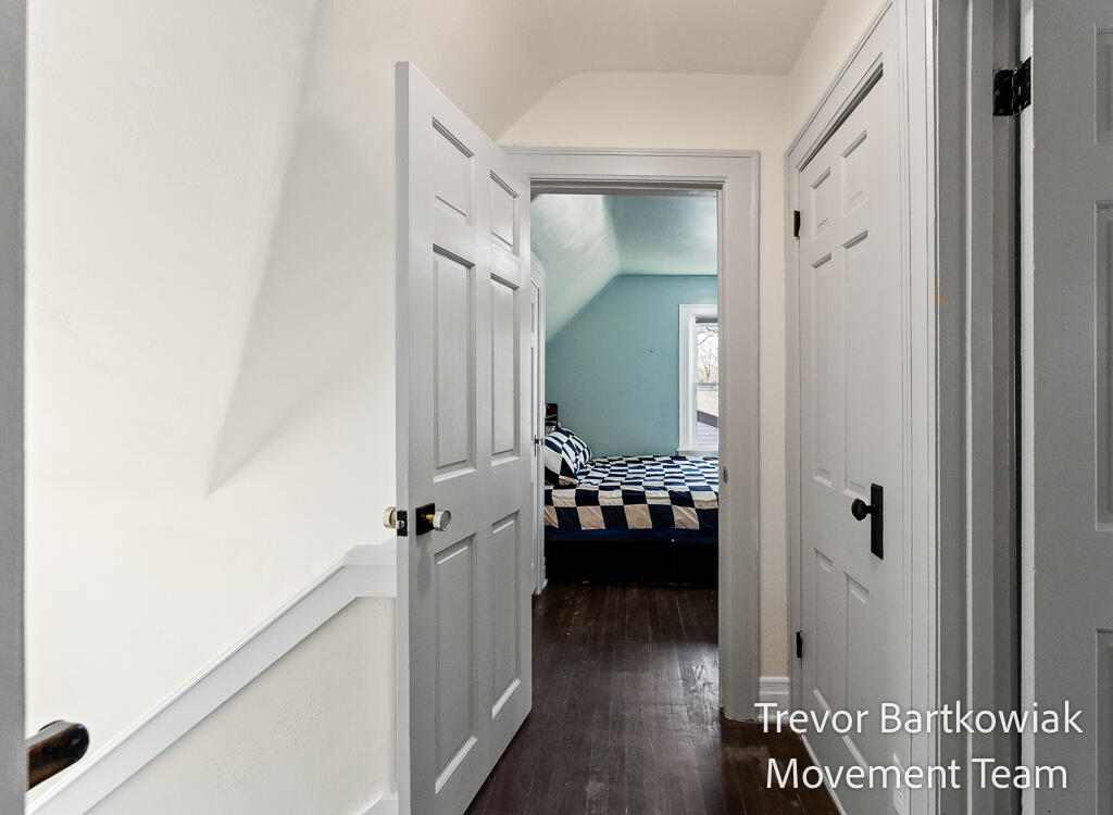 735 Wendover Boulevard, Norton Shores, MI, 49441-5051