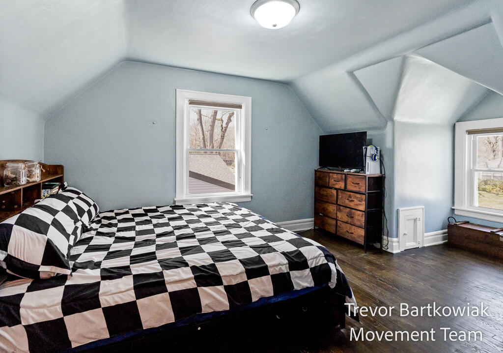 735 Wendover Boulevard, Norton Shores, MI, 49441-5051