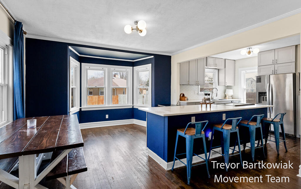 735 Wendover Boulevard, Norton Shores, MI, 49441-5051