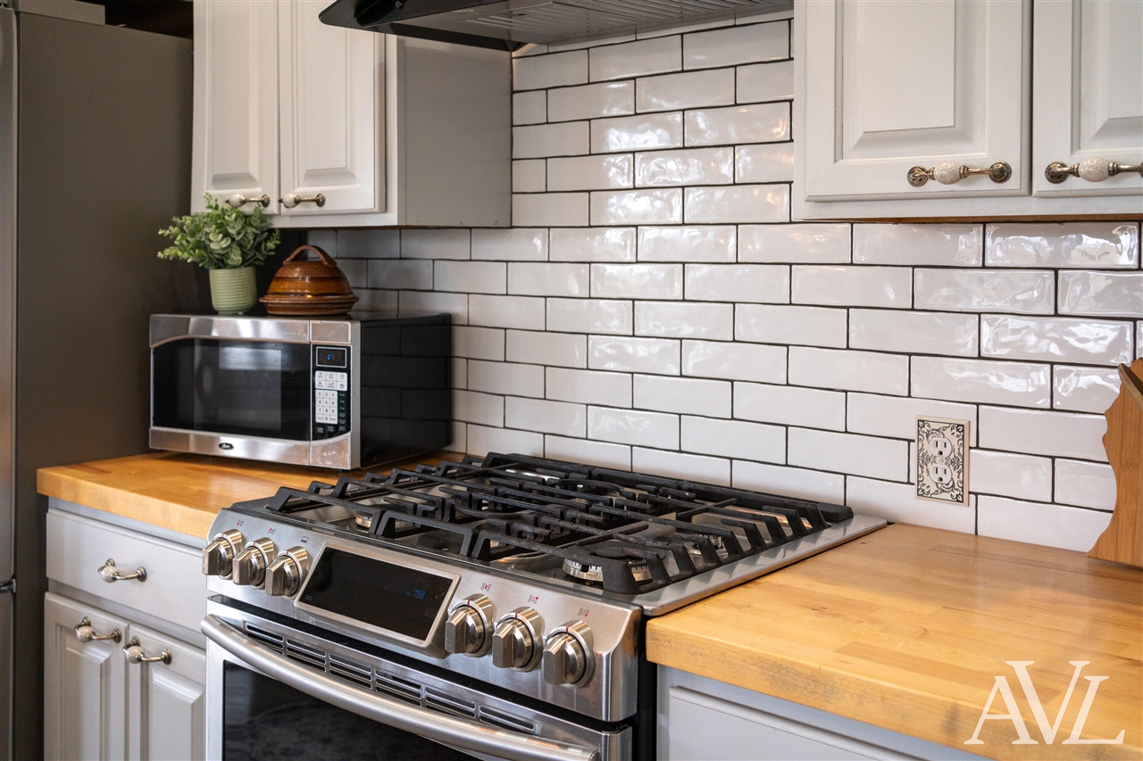 11855 Woodland Park Drive, Belding, MI, 48809-9364