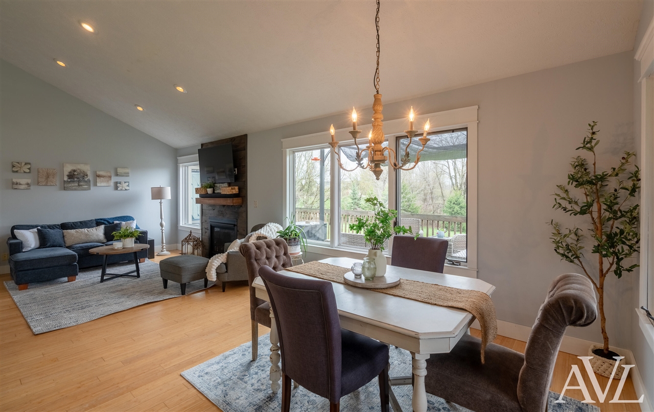 11855 Woodland Park Drive, Belding, MI, 48809-9364