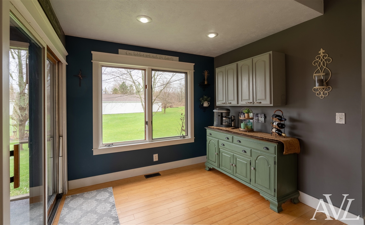 11855 Woodland Park Drive, Belding, MI, 48809-9364