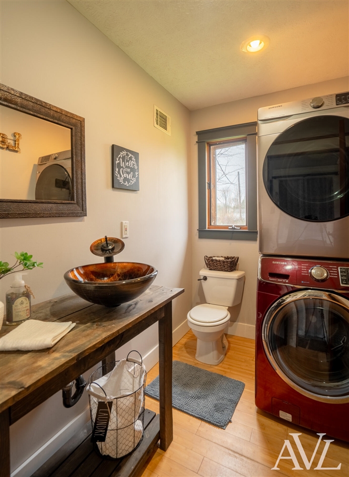 11855 Woodland Park Drive, Belding, MI, 48809-9364