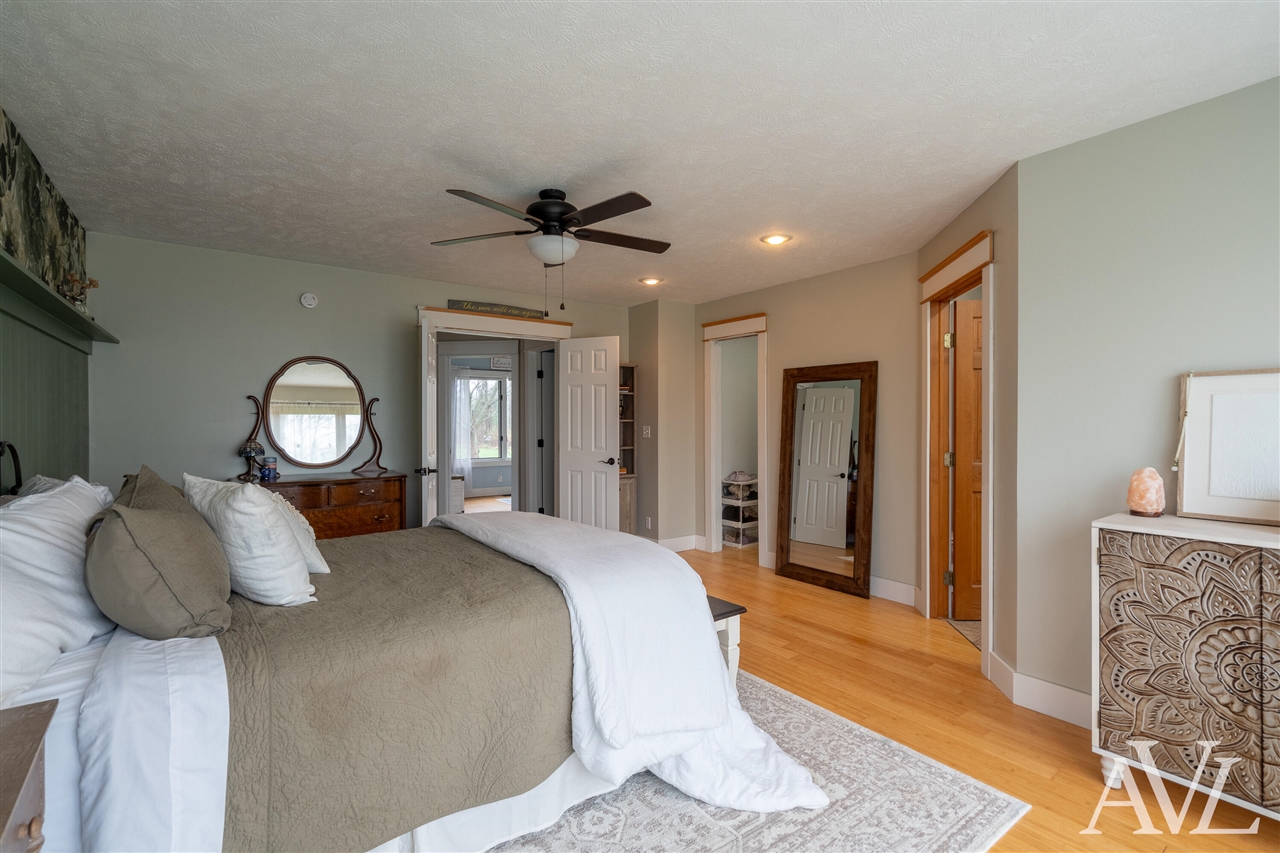 11855 Woodland Park Drive, Belding, MI, 48809-9364