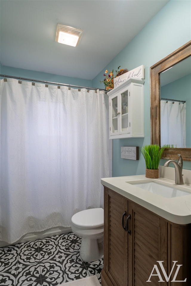 11855 Woodland Park Drive, Belding, MI, 48809-9364