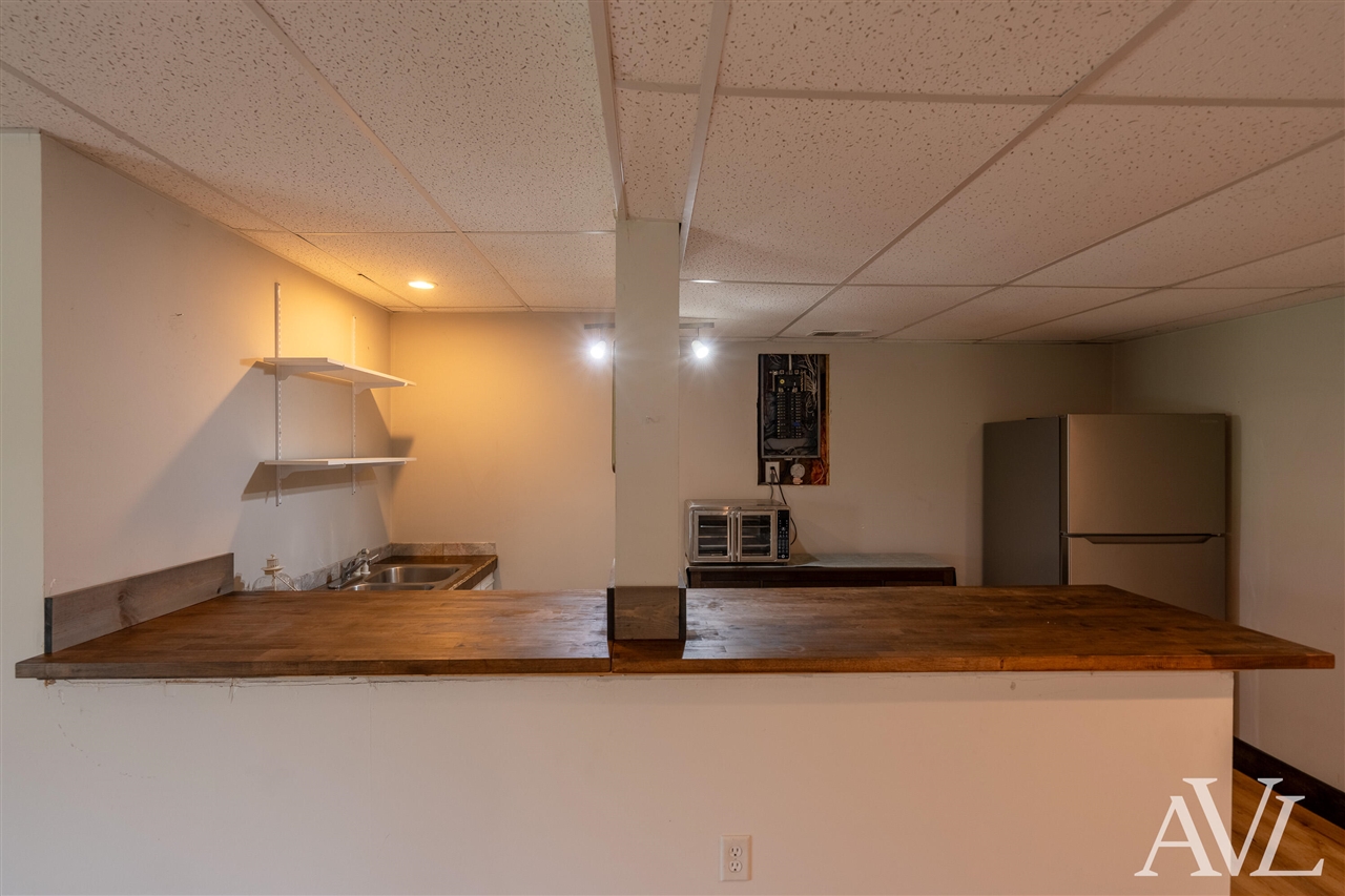 11855 Woodland Park Drive, Belding, MI, 48809-9364