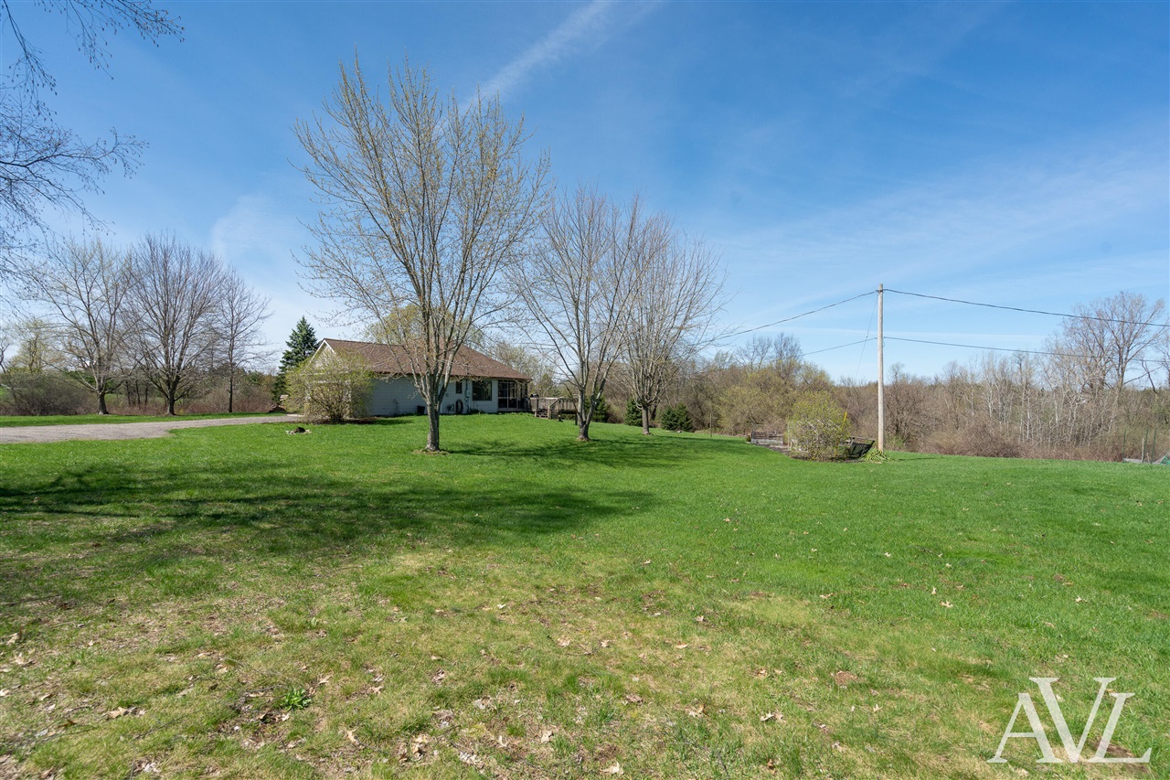 11855 Woodland Park Drive, Belding, MI, 48809-9364