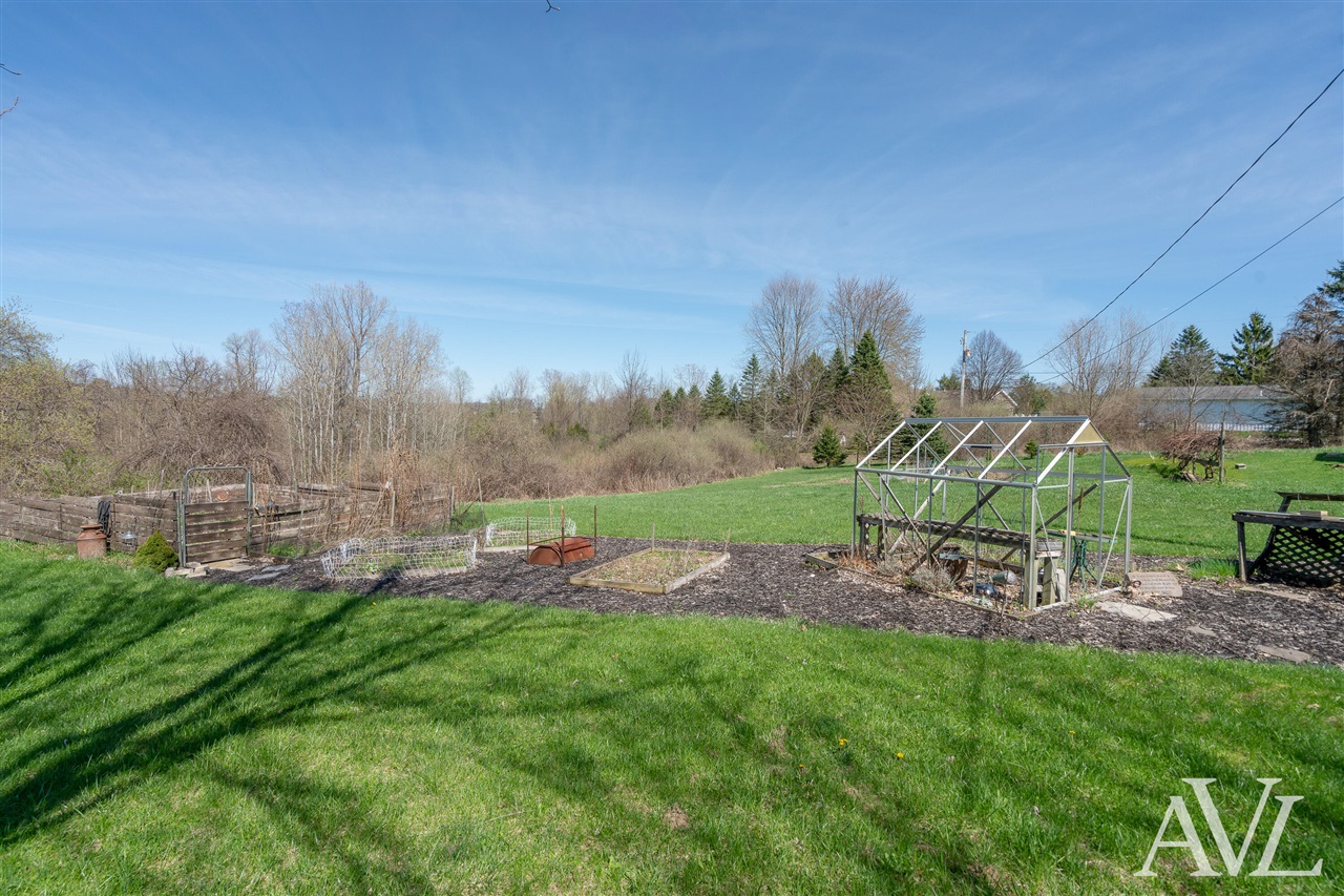 11855 Woodland Park Drive, Belding, MI, 48809-9364