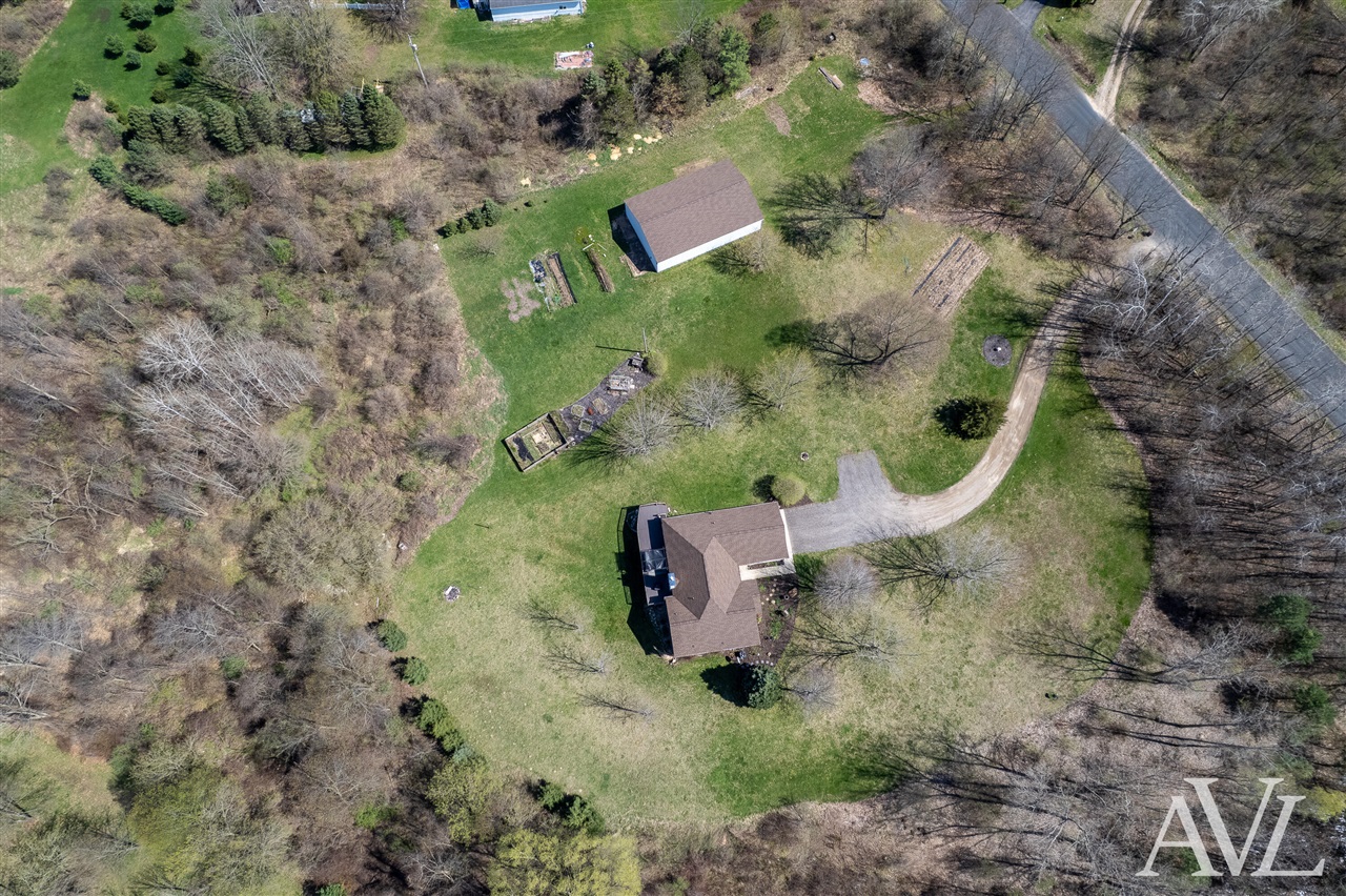 11855 Woodland Park Drive, Belding, MI, 48809-9364