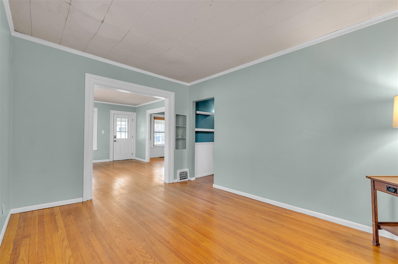 30 E 2nd Street, Milan, MI, 48160-1372