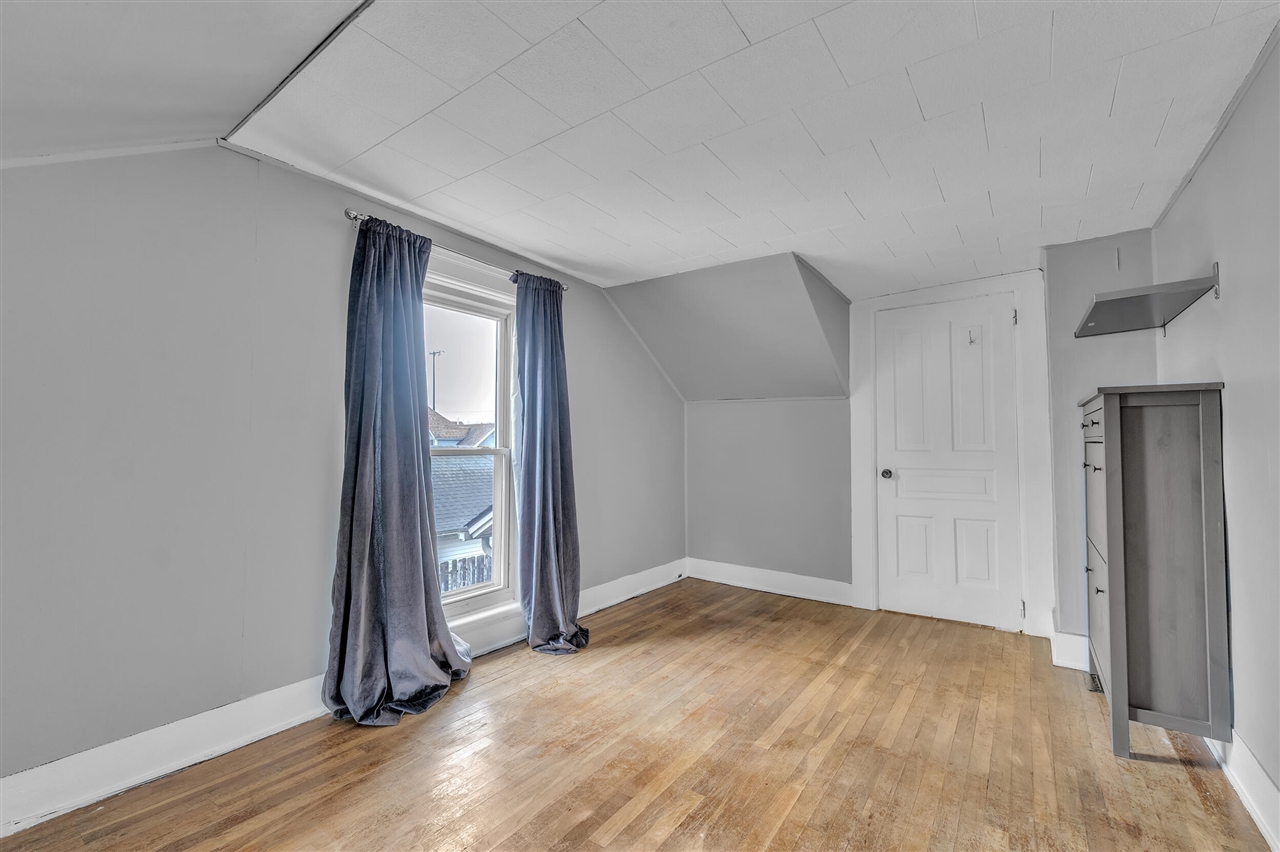 30 E 2nd Street, Milan, MI, 48160-1372