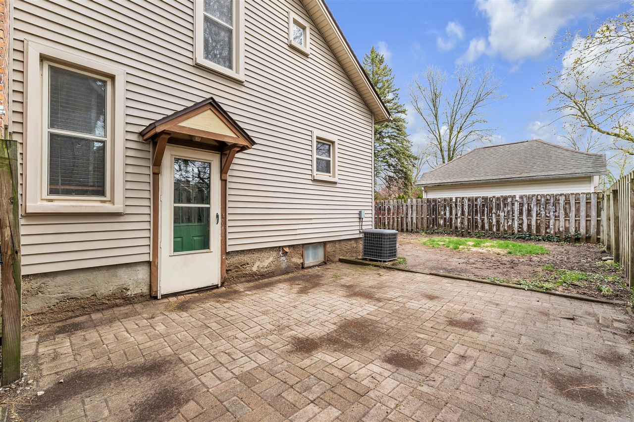 30 E 2nd Street, Milan, MI, 48160-1372