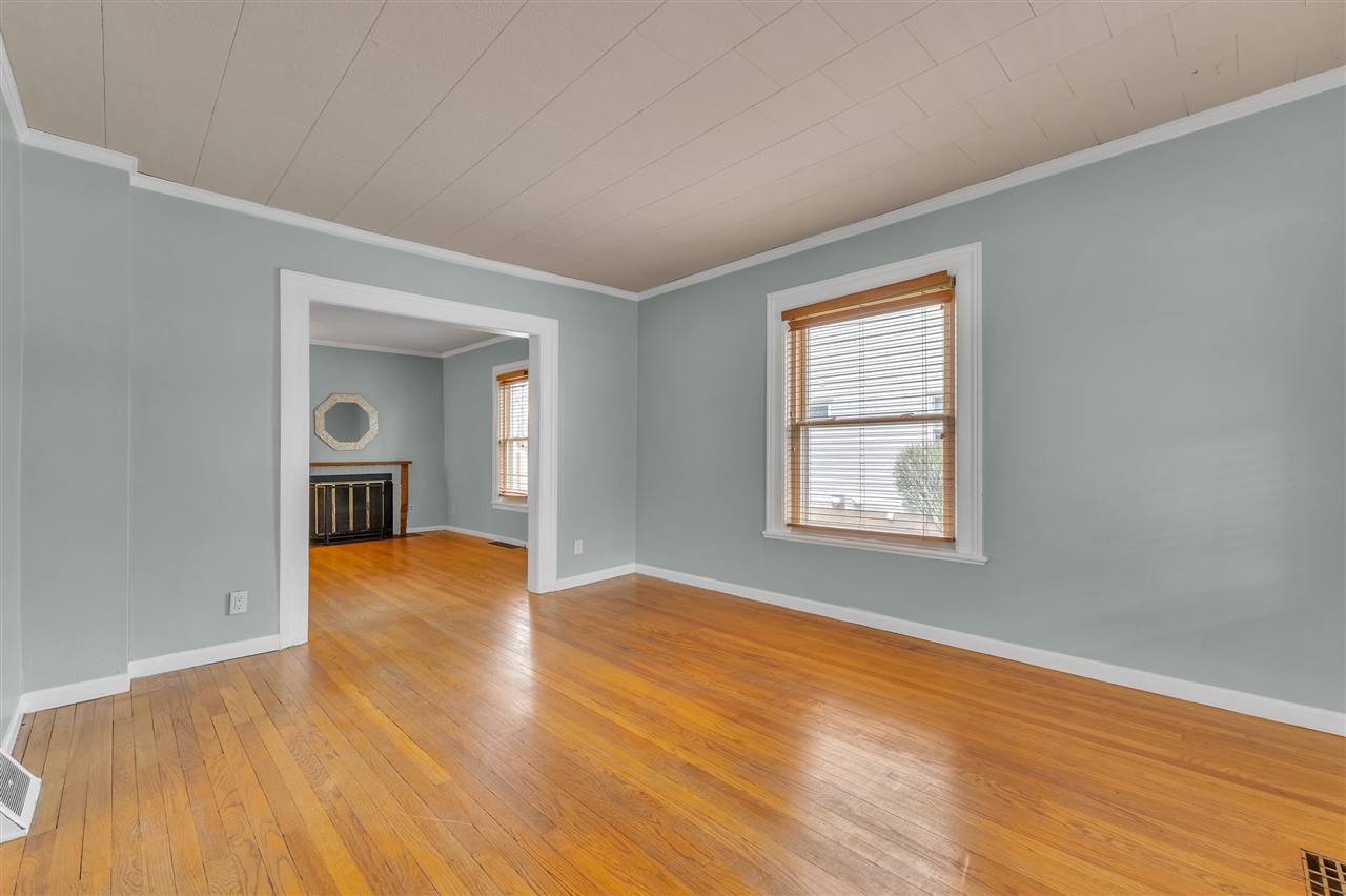 30 E 2nd Street, Milan, MI, 48160-1372