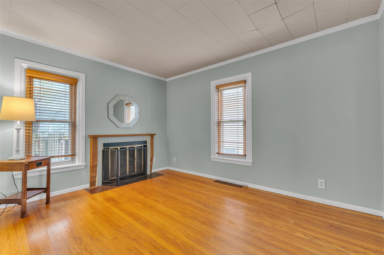 30 E 2nd Street, Milan, MI, 48160-1372