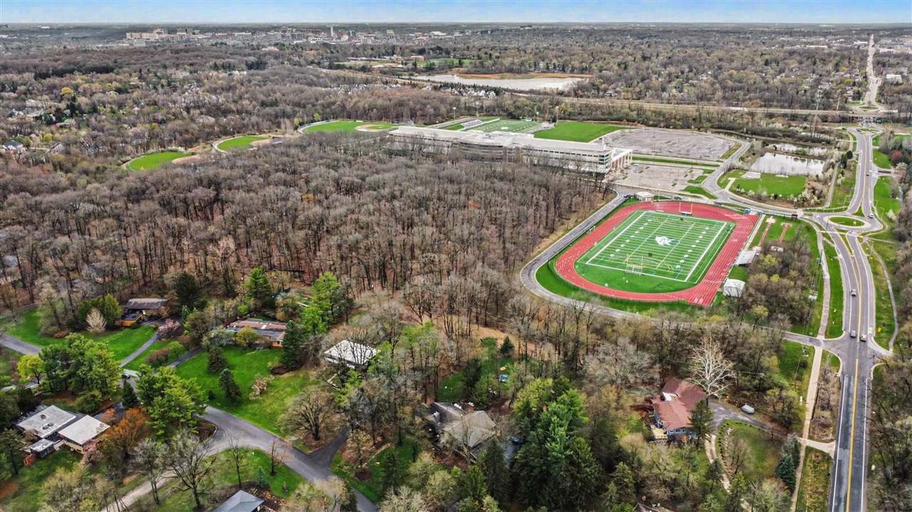 2353 Blueberry Lane, Ann Arbor, MI, 48103-2212