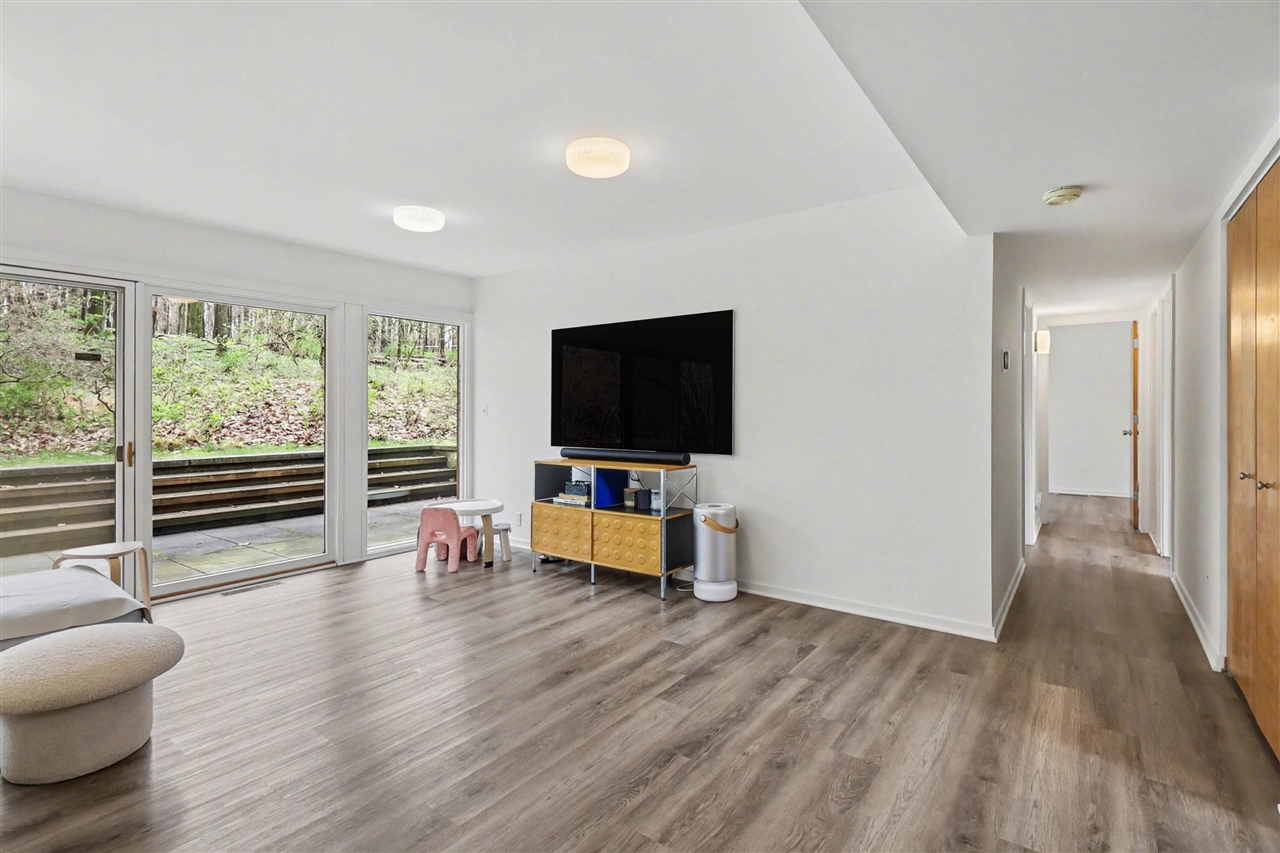 2353 Blueberry Lane, Ann Arbor, MI, 48103-2212