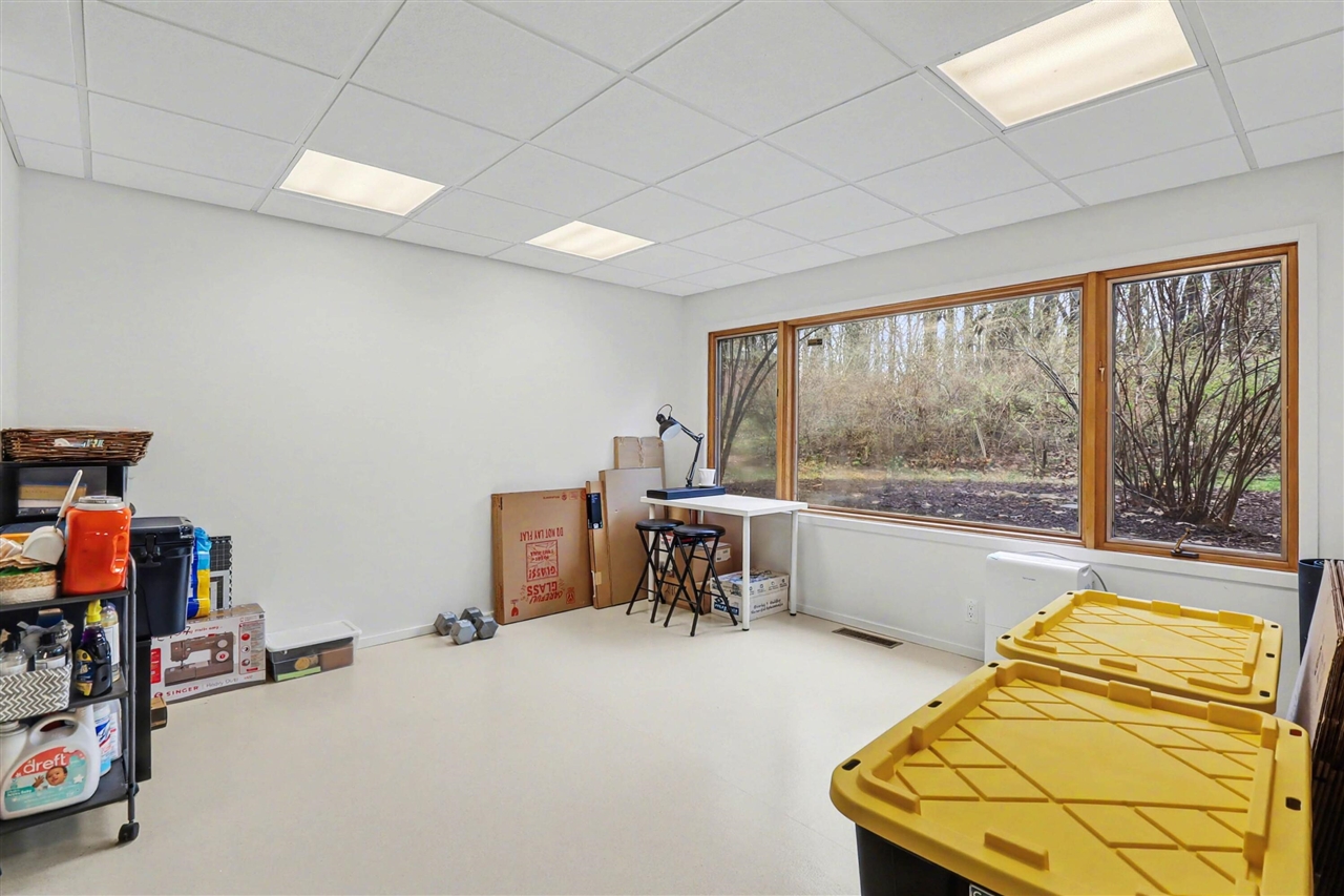 2353 Blueberry Lane, Ann Arbor, MI, 48103-2212