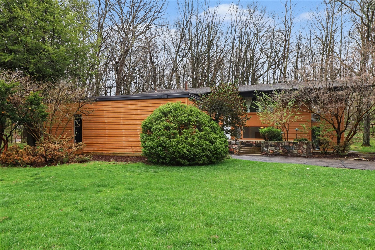 2353 Blueberry Lane, Ann Arbor, MI, 48103-2212