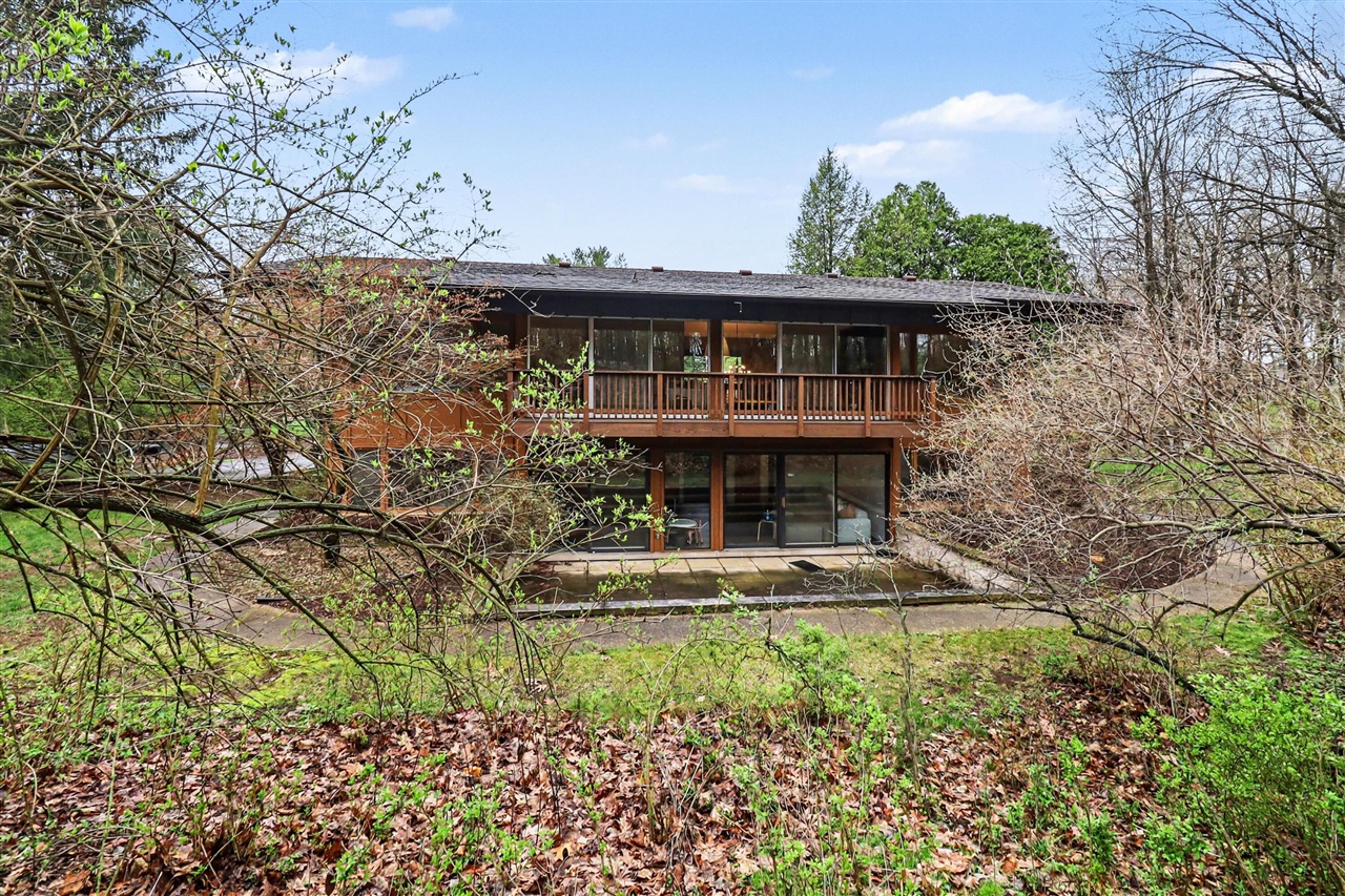 2353 Blueberry Lane, Ann Arbor, MI, 48103-2212